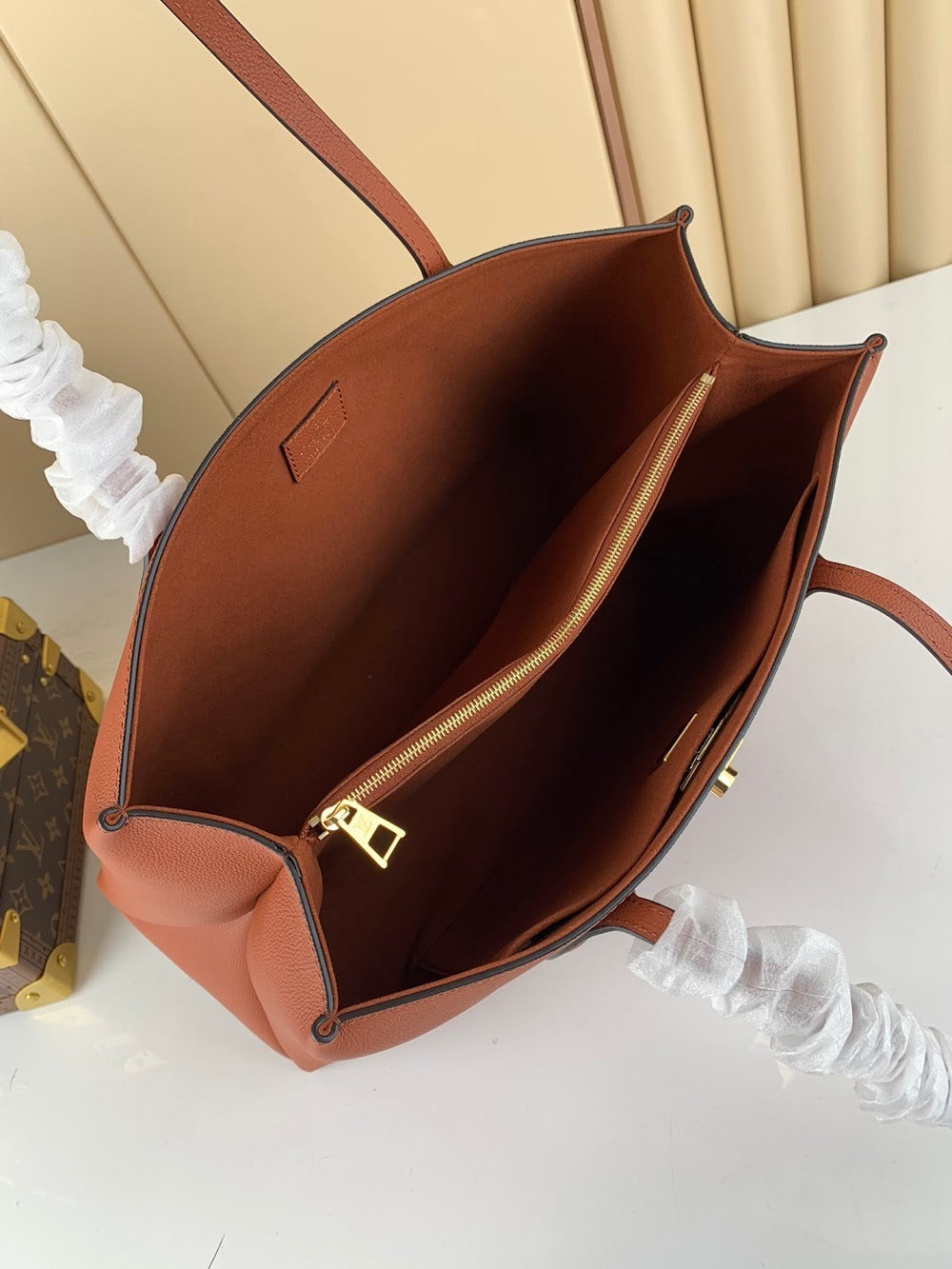 Anum Bags ln Luxury Bag --60846