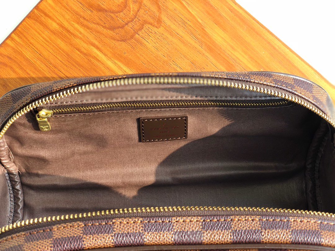 Anum Bags Elite Carryalls