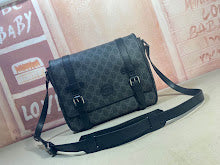new-designer-premium-bags-nm8811