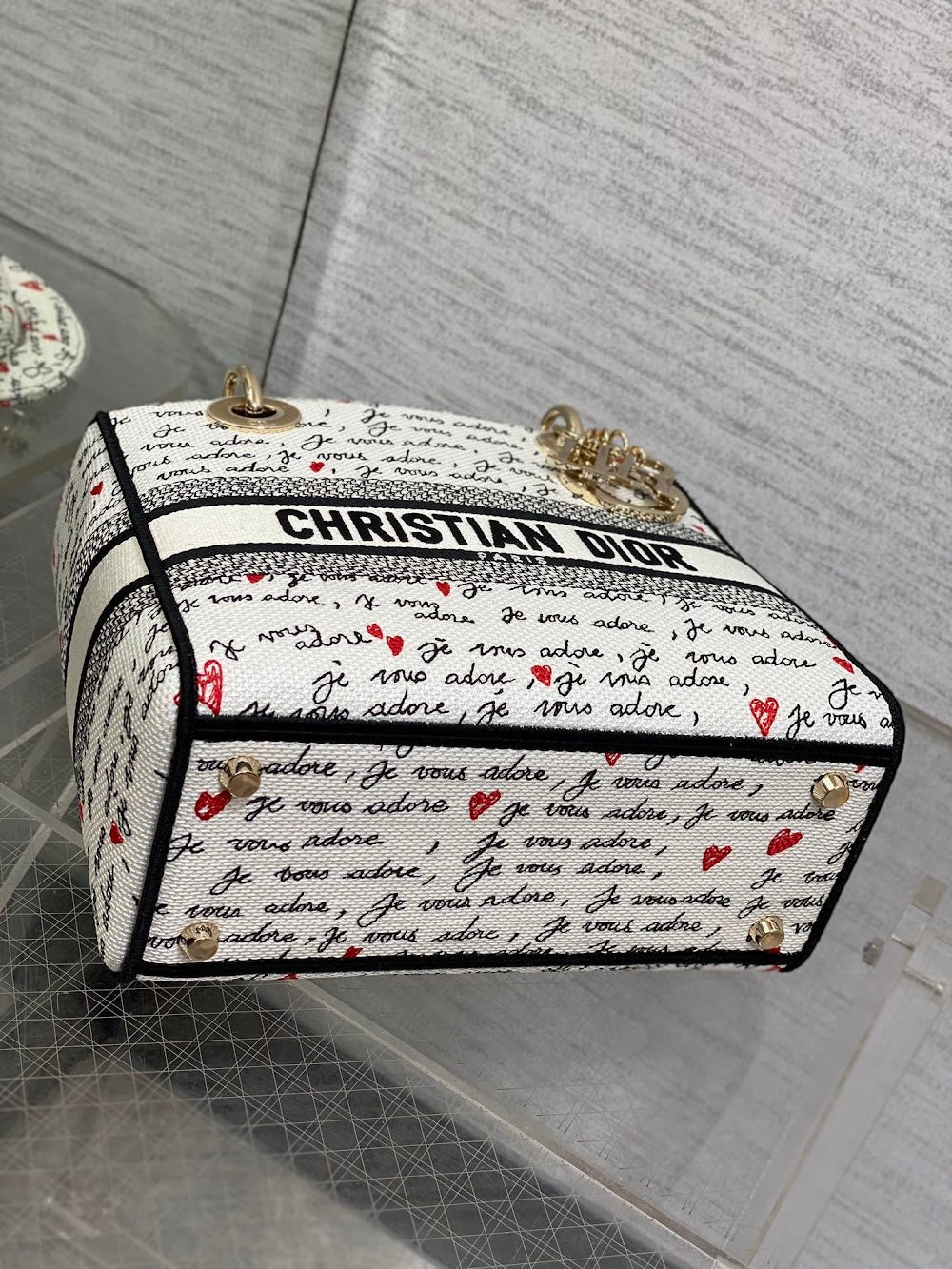 new-luxury-designer-bags-nm16078
