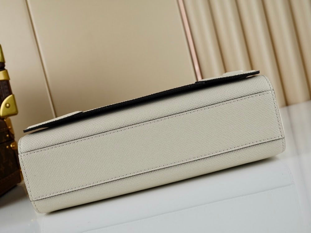 Anum Bags ln Luxury Bag --60412