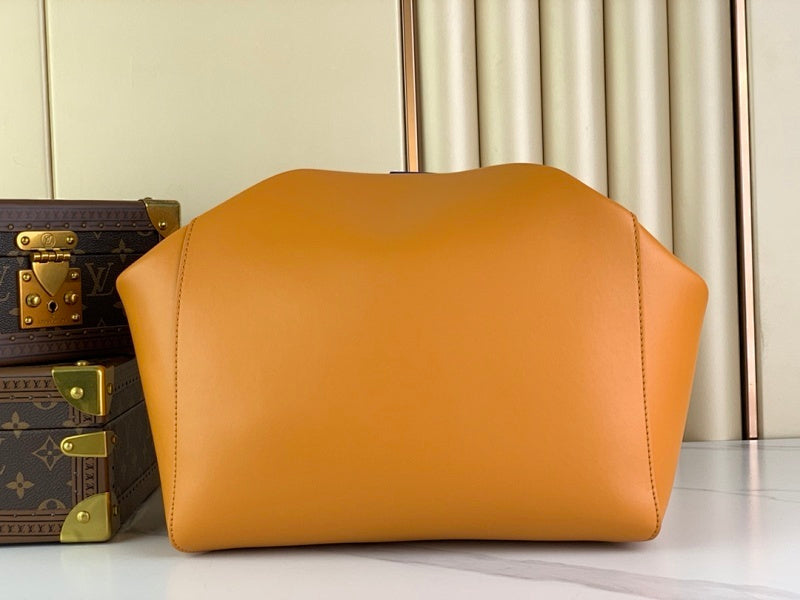 Anum Bags ln Luxury Bag --56322
