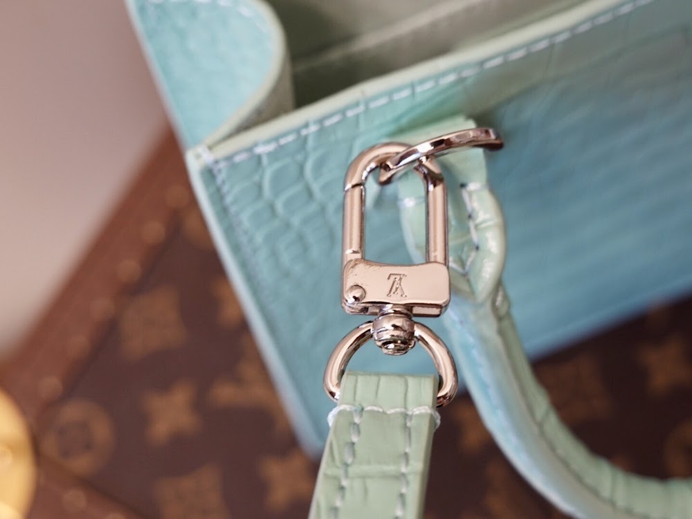 Anum Bags ln Luxury Bag --60267