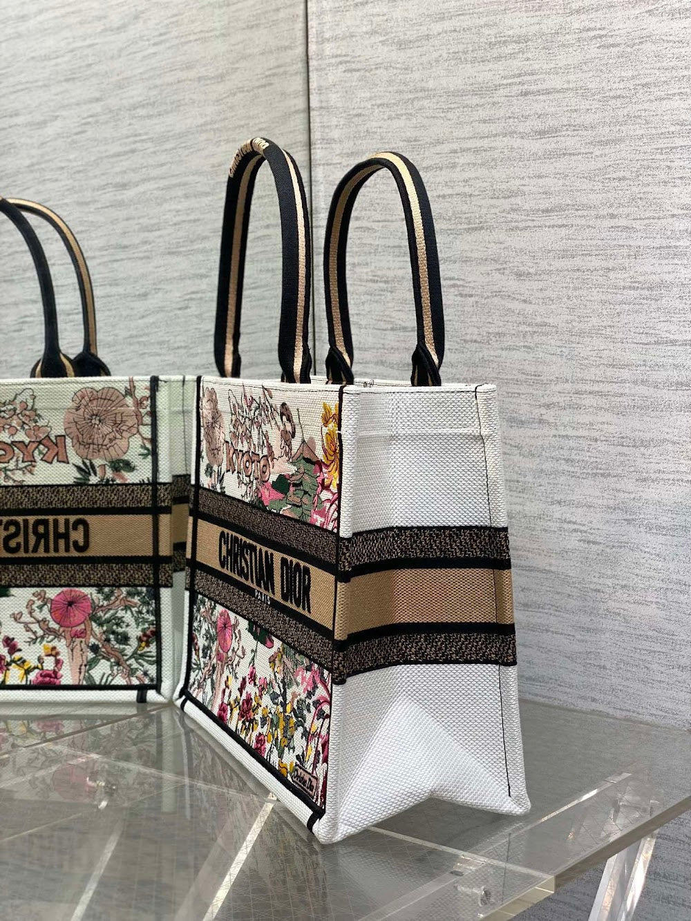 new-designer-premium-bags-nm16659