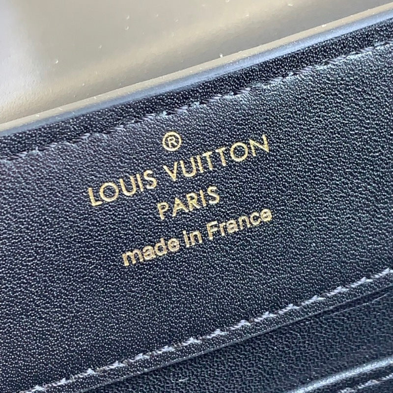 Anum Bags ln Luxury Bag --60900