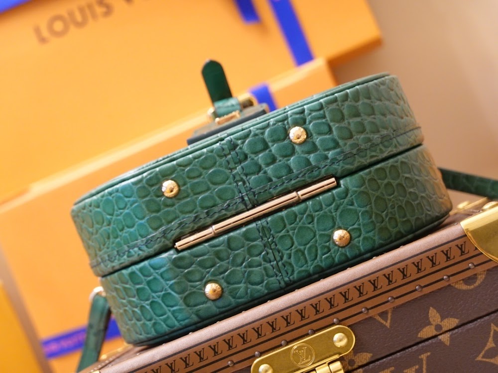 Anum Bags ln Luxury Bag --60227