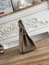 new-luxury-designer-bags-nm11341