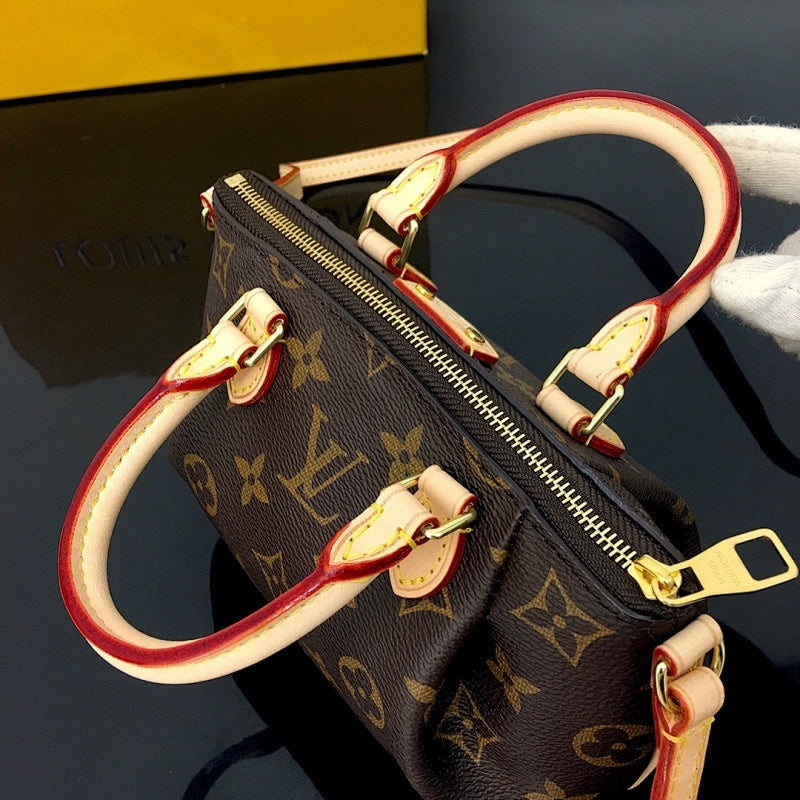 Anum Bags ln Luxury Bag --59191