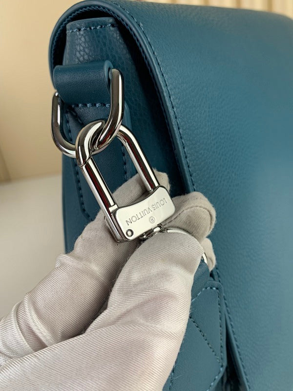 Anum Bags ln Luxury Bag --60774