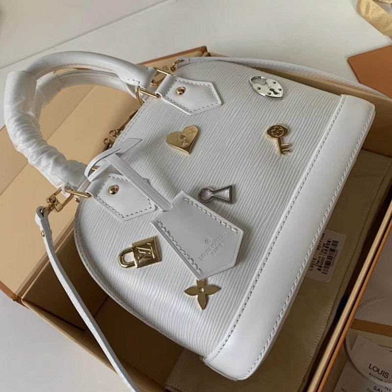 Anum Bags ln Luxury Bag --60754