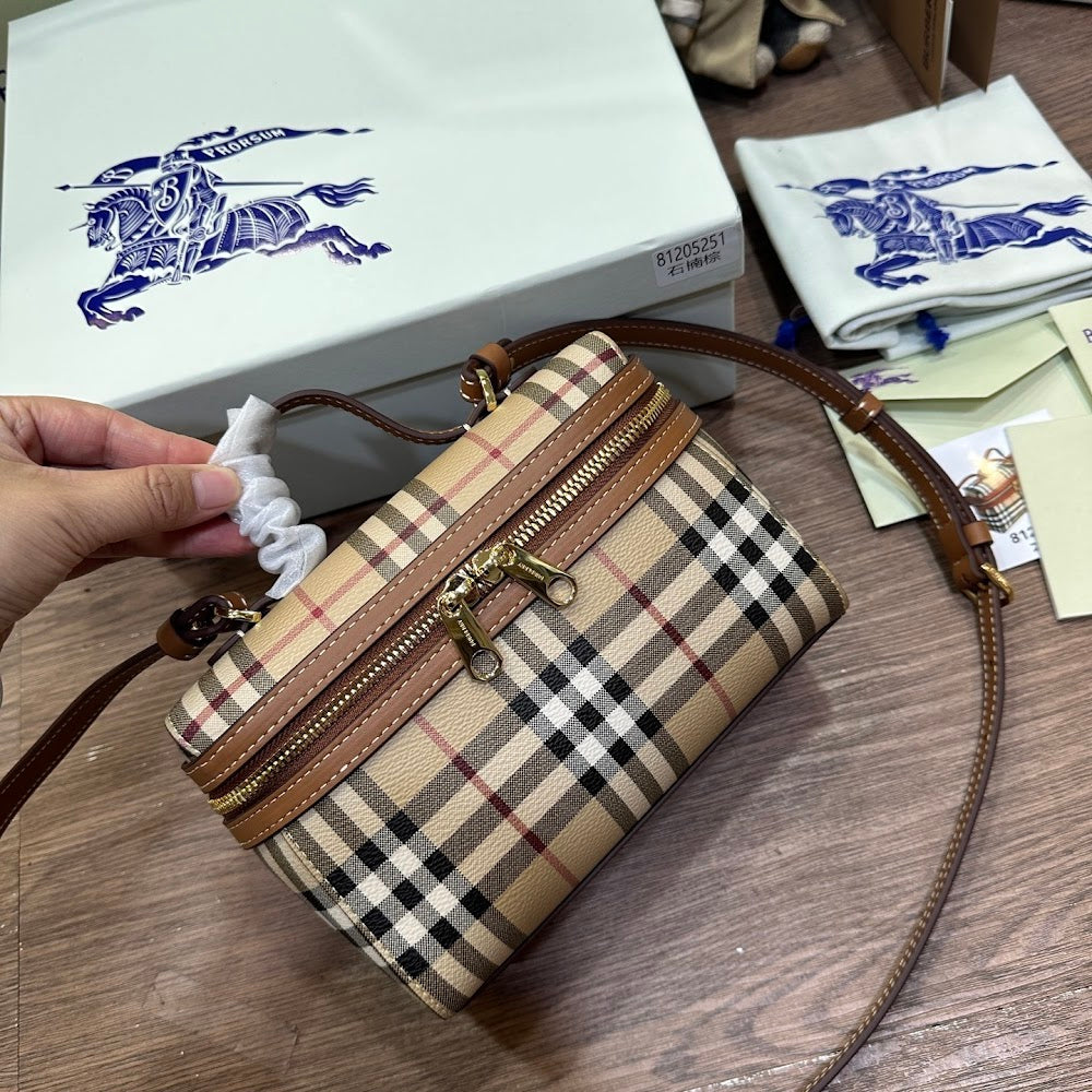 Ezyycart Bags Burberryn Luxury Bag --92877