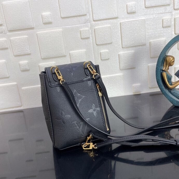Anum Bags ln Luxury Bag --60006