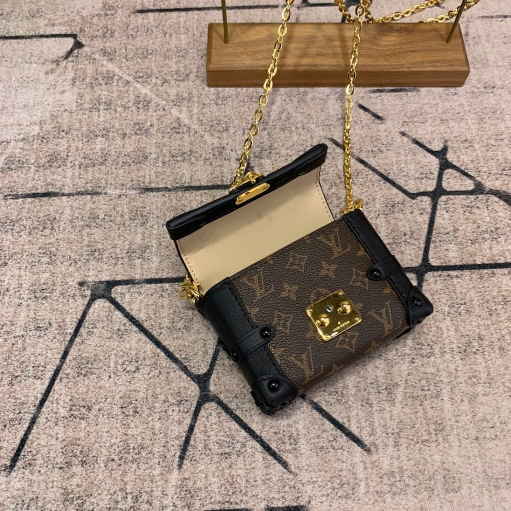 Anum Bags ln Luxury Bag --57721