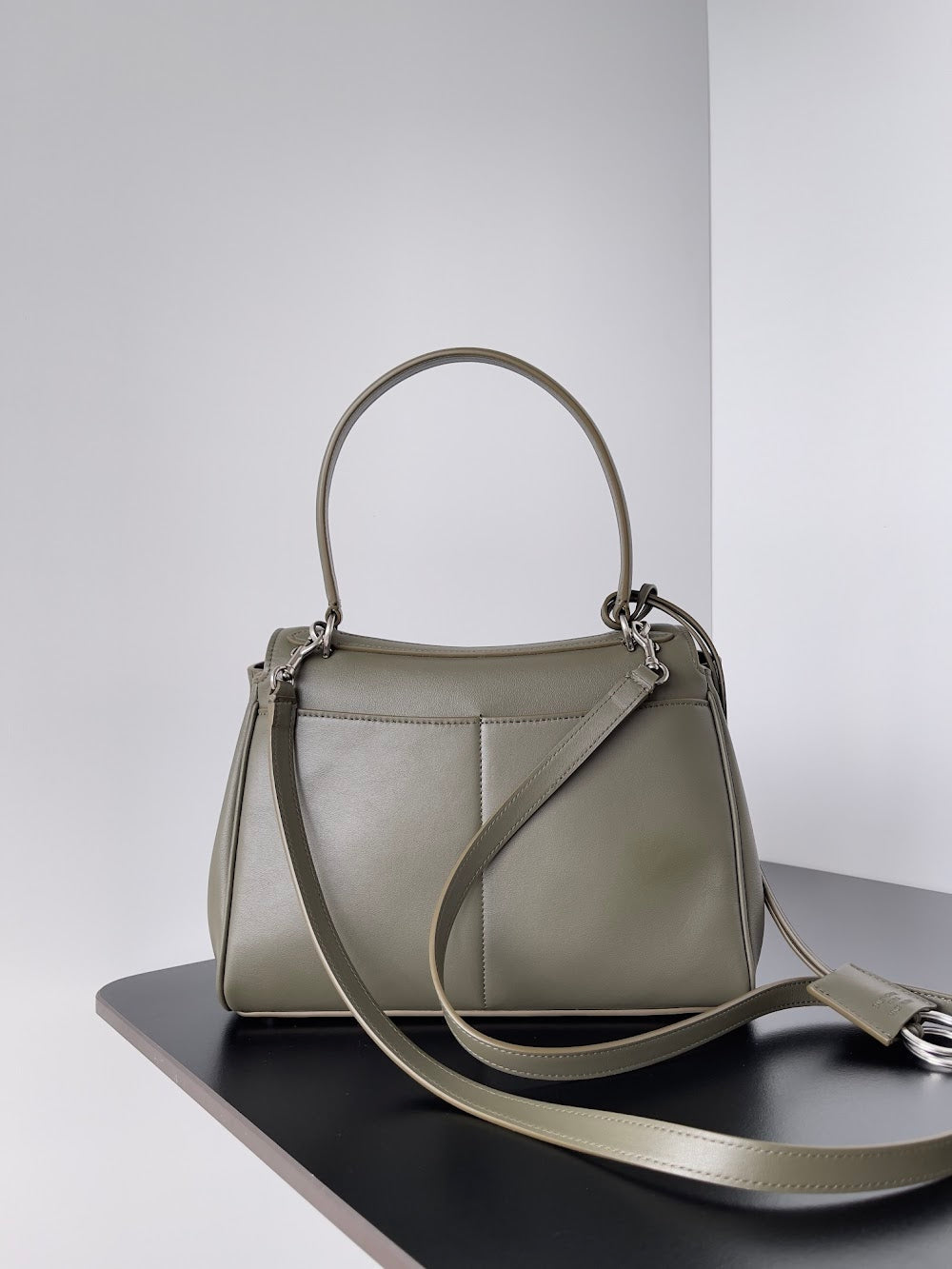 Ezyycart Bags Balenciaga Luxury Bag --110638