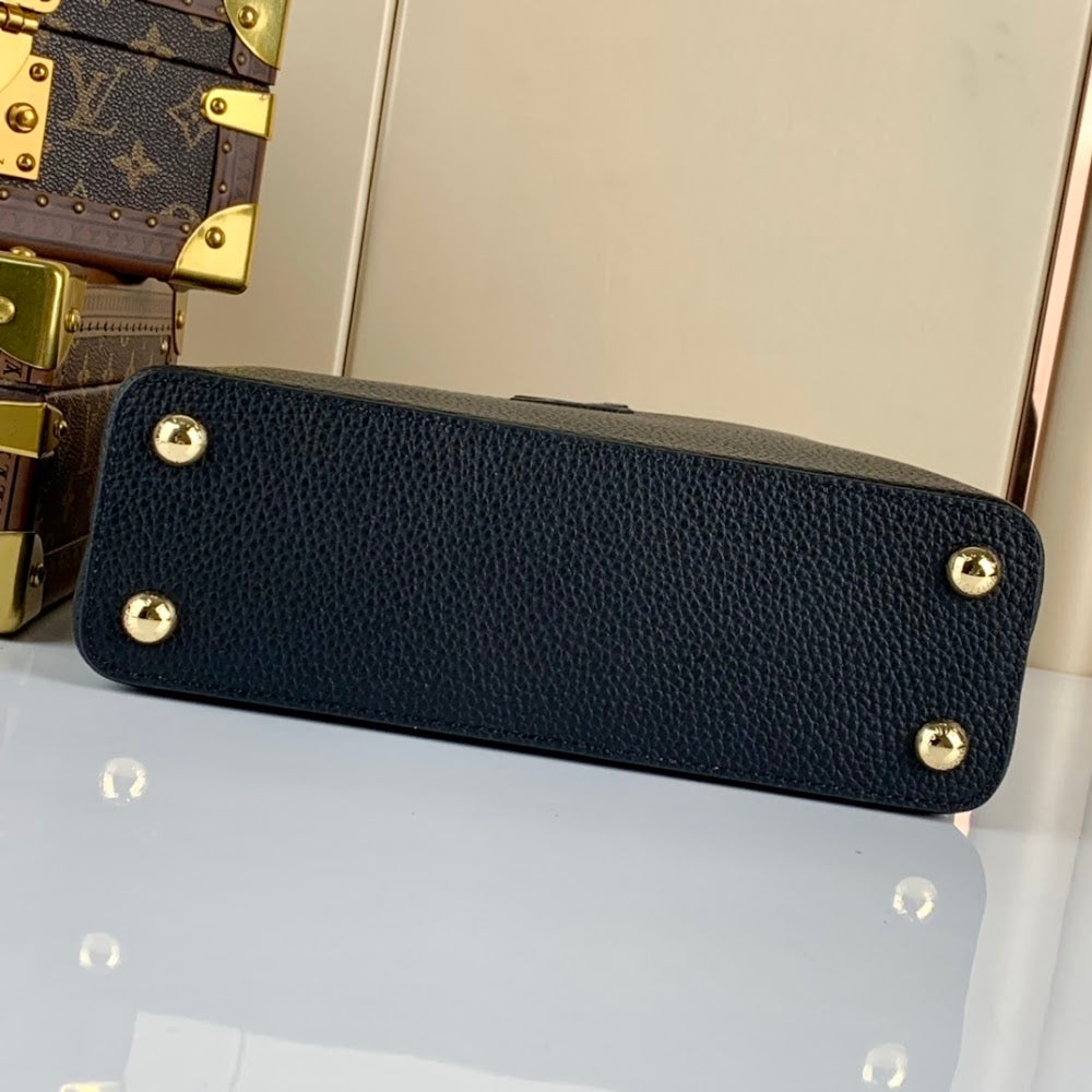 Anum Bags ln Luxury Bag --60605