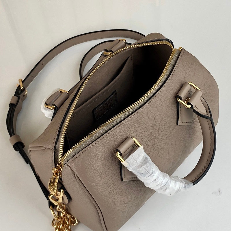 Anum Bags ln Luxury Bag --57901