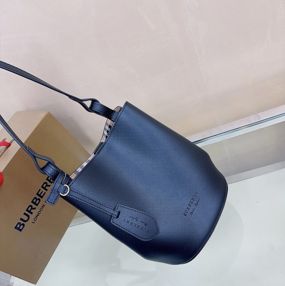 Ezyycart Bags Burberryn Luxury Bag --92397
