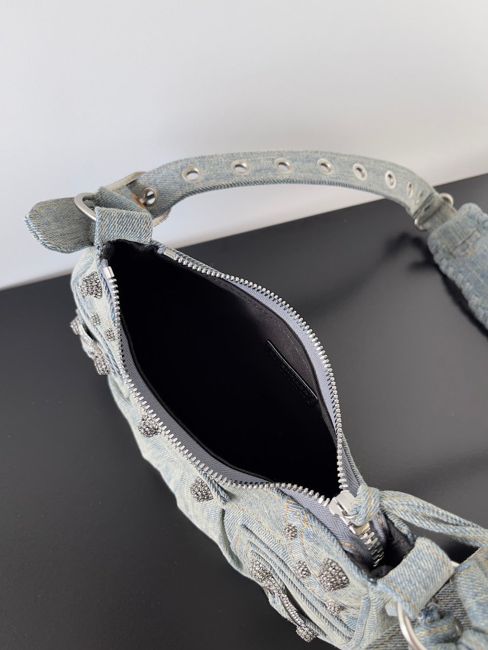 Ezyycart Bags Balenciaga Luxury Bag --111136