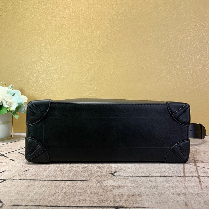 Anum Bags ln Luxury Bag --59166