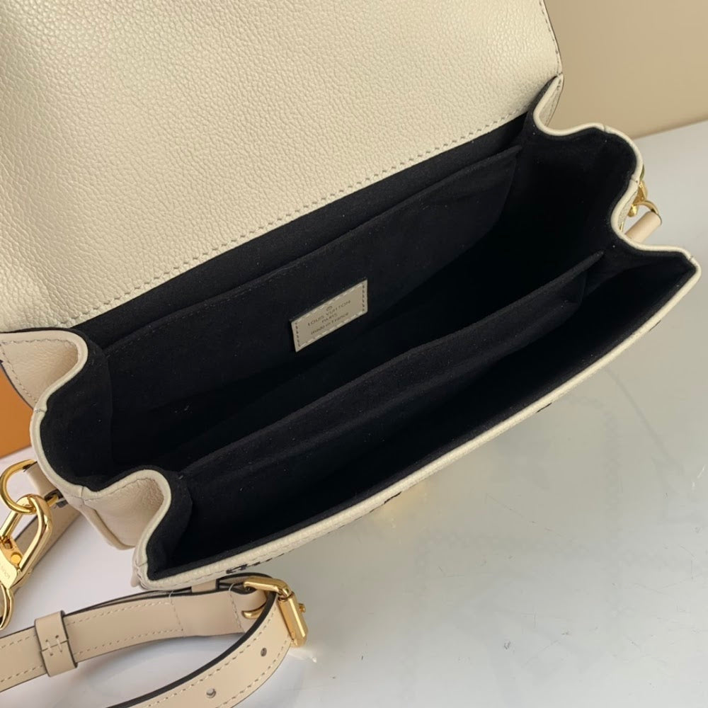Anum Bags ln Luxury Bag --60802