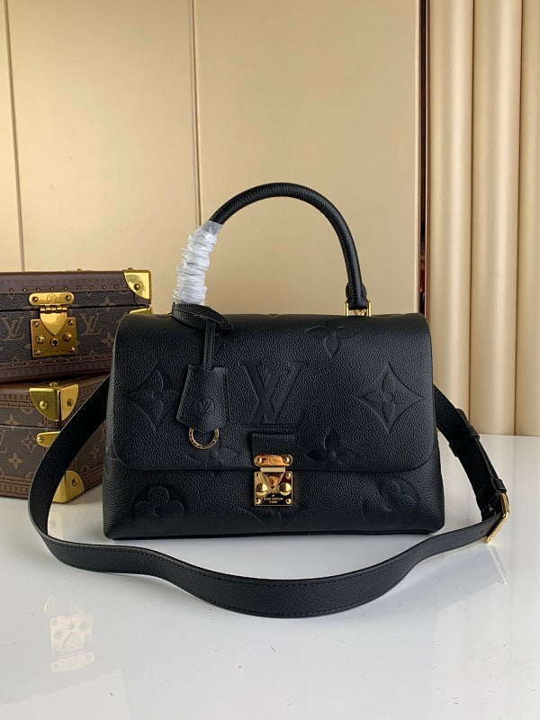 Anum Bags ln Luxury Bag --61019