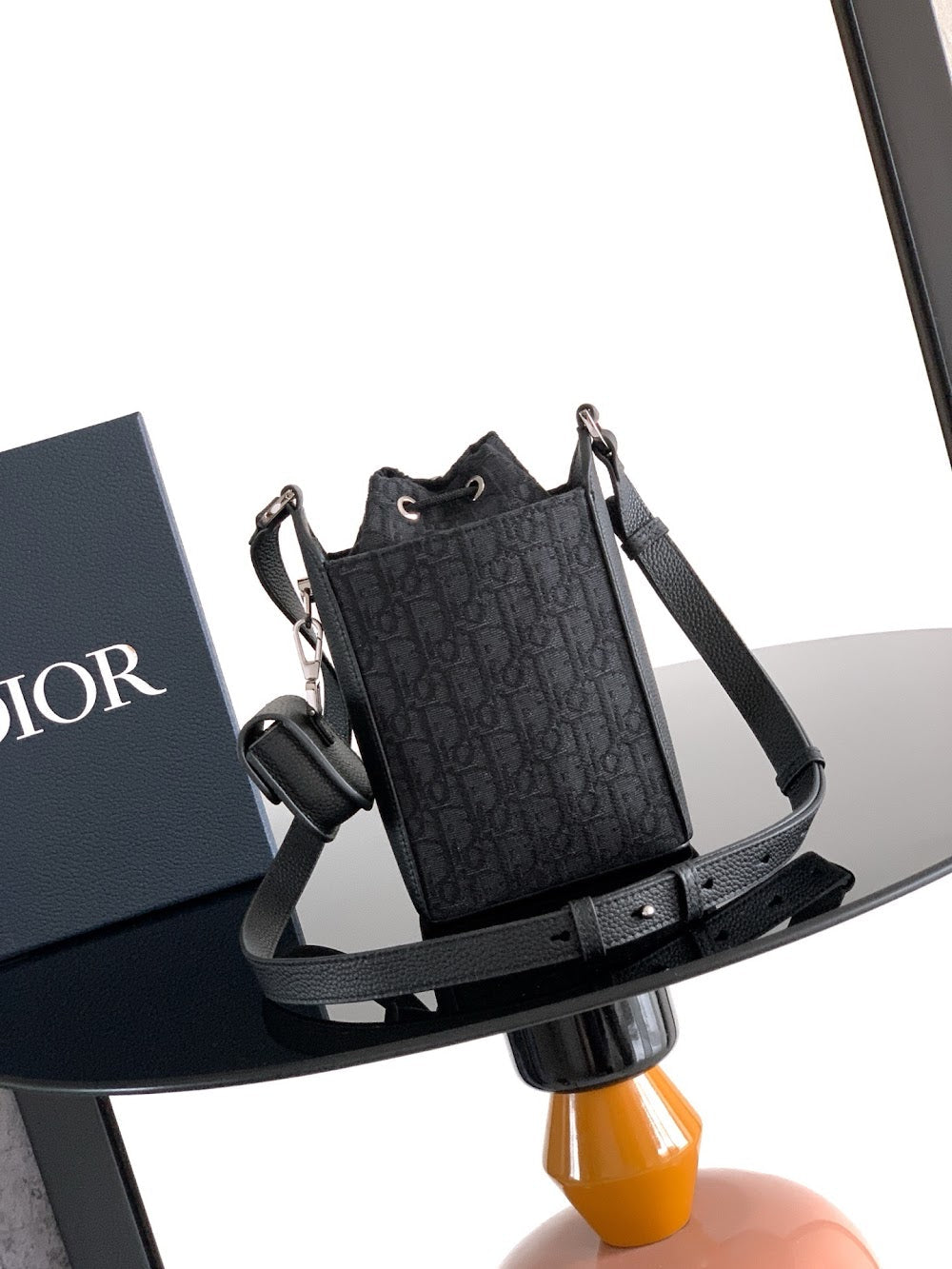 new-luxury-designer-bags-nm15986