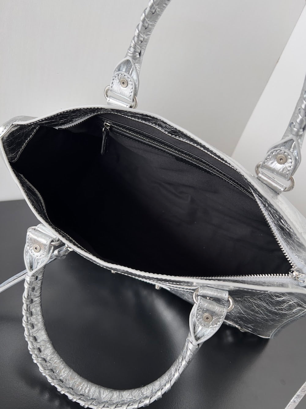 Ezyycart Bags Balenciaga Luxury Bag --111547