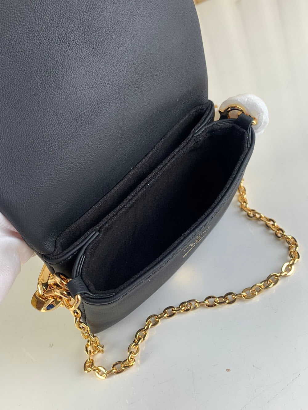 Anum Bags ln Luxury Bag --60944