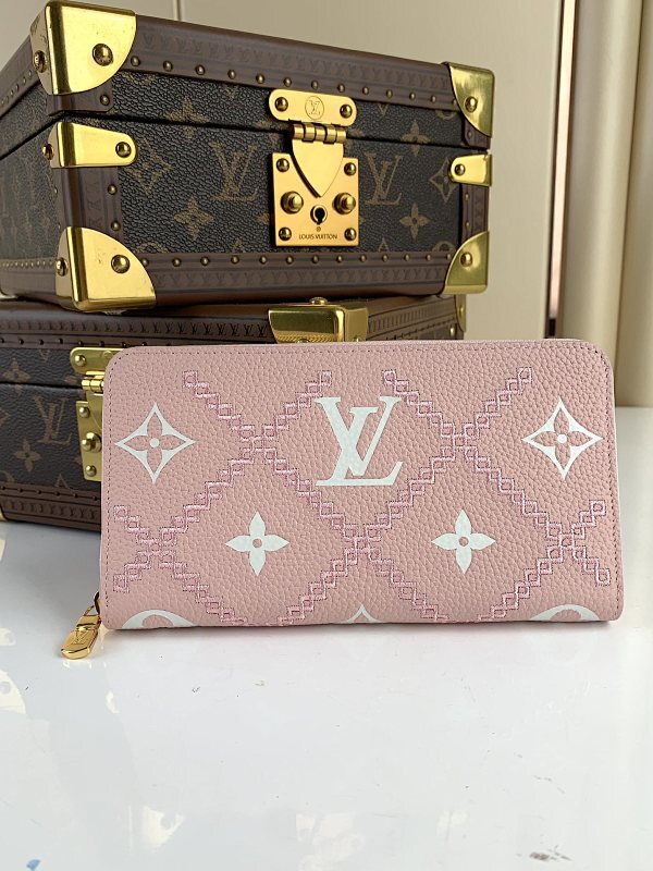 Anum Bags ln Luxury Bag --60735