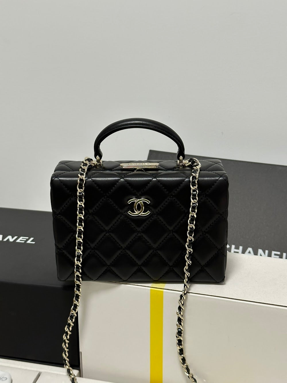 new-luxury-designer-bags-nm20024