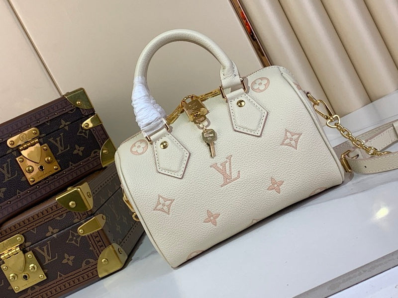 Anum Bags ln Luxury Bag --56597