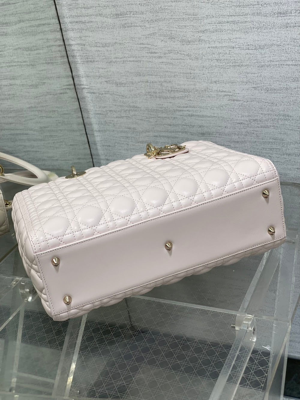 new-designer-premium-bags-nm16360