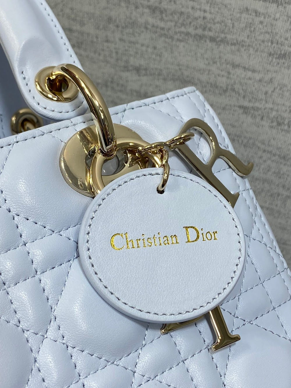 new-designer-premium-bags-nm16354