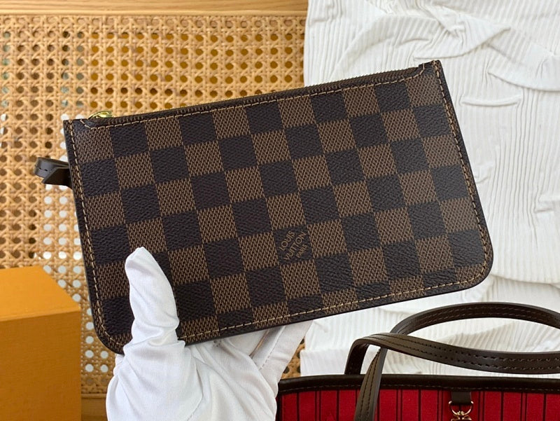 Anum Bags ln Luxury Bag --56513