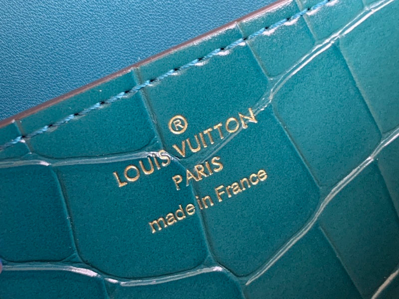 Anum Bags ln Luxury Bag --57065