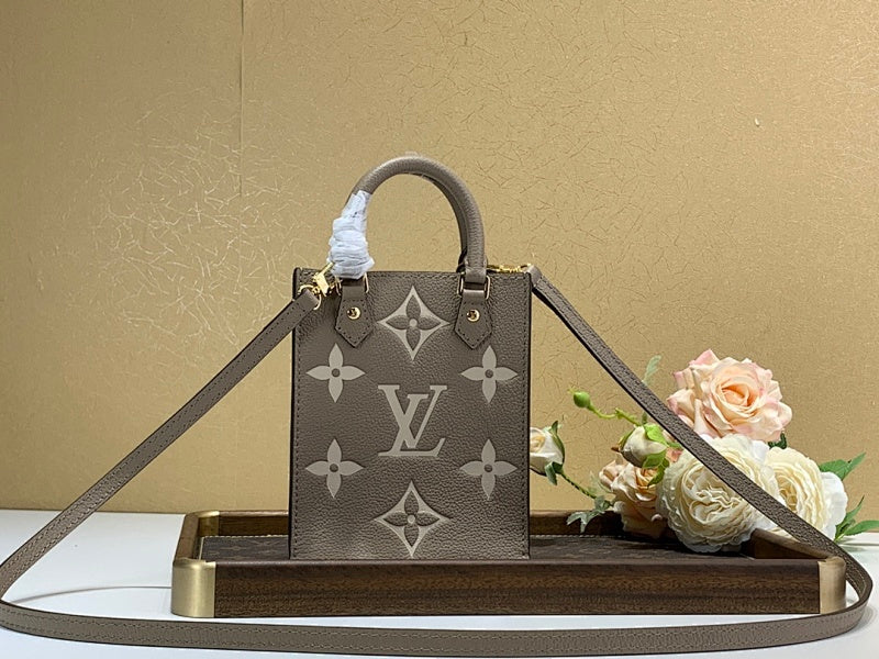 Anum Bags ln Luxury Bag --59764