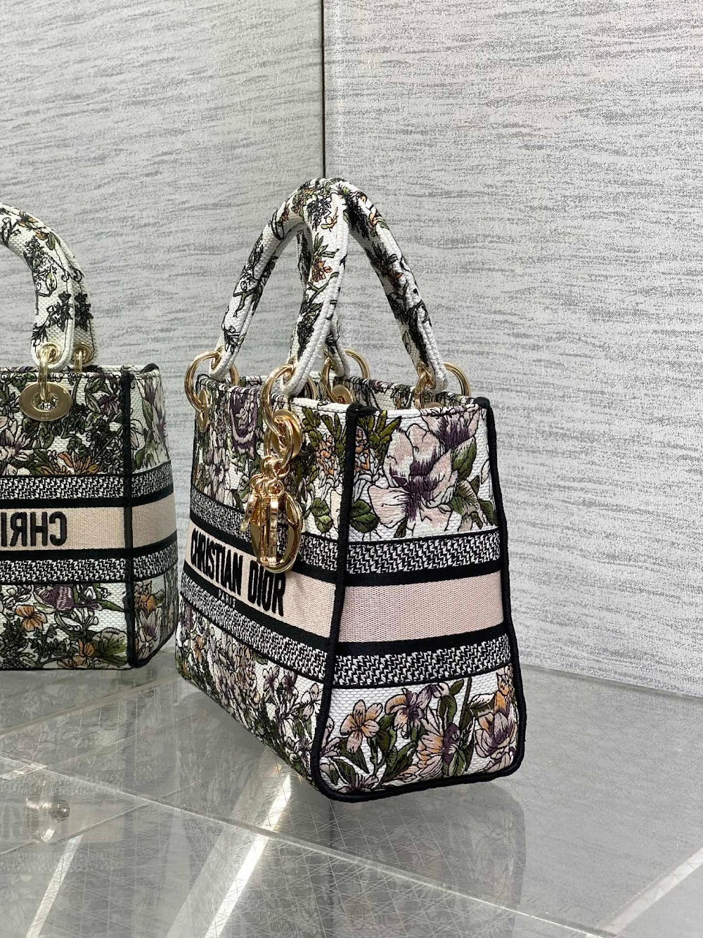 new-designer-premium-bags-nm16459