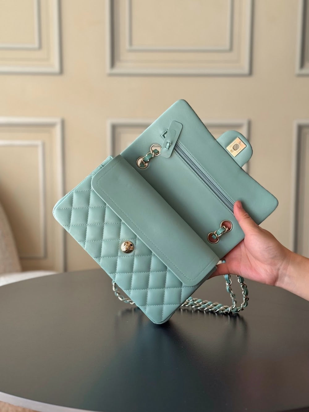 Anum Bags CHn Luxury Bag --112980