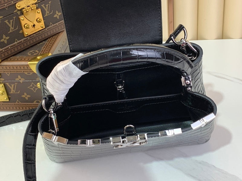 Anum Bags ln Luxury Bag --56732