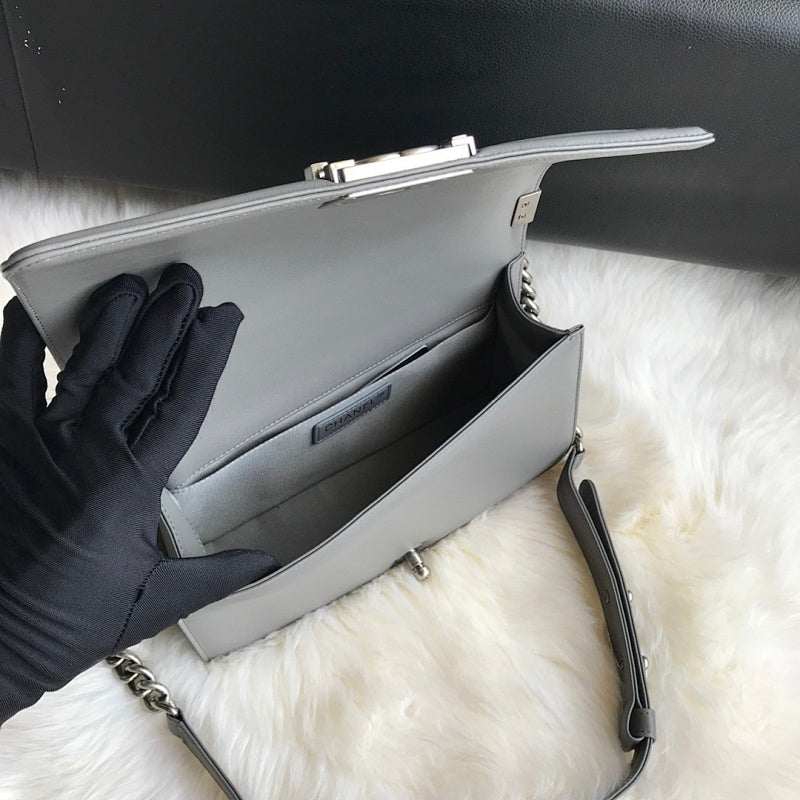 new-designer-premium-bags-nm19835
