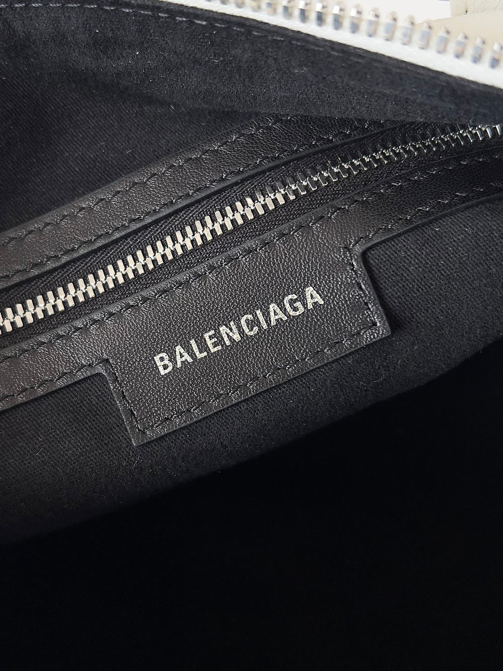 Ezyycart Bags Balenciaga Luxury Bag --111131