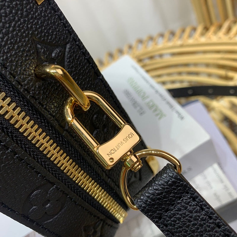 Anum Bags ln Luxury Bag --60016