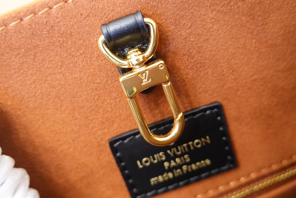 Anum Bags ln Luxury Bag --60059