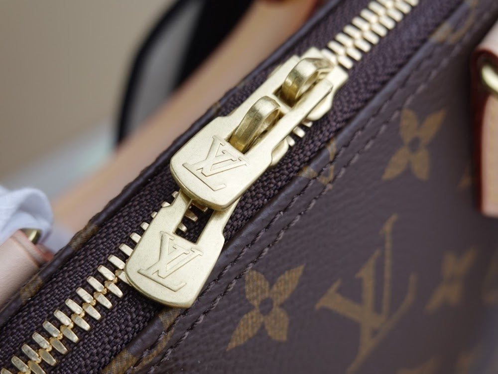 Anum Bags ln Luxury Bag --57840