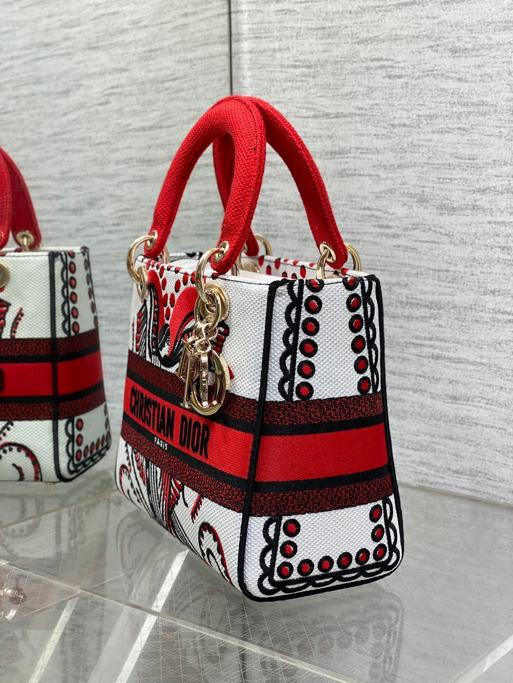 new-luxury-designer-bags-nm16077