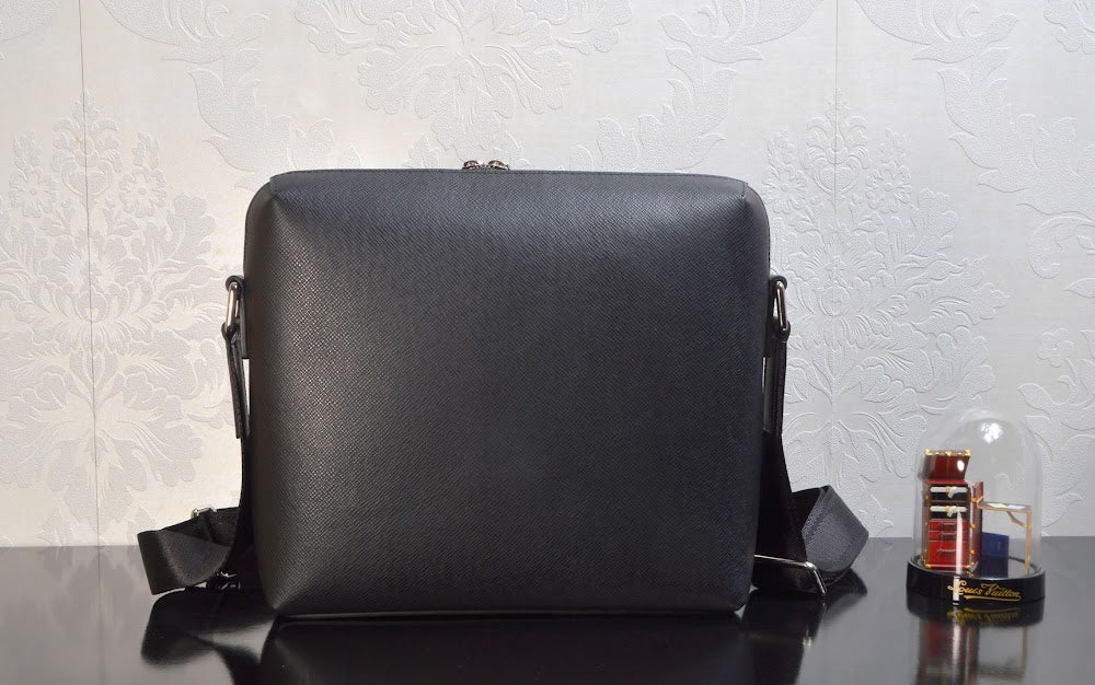 Anum Bags ln Luxury Bag --57098