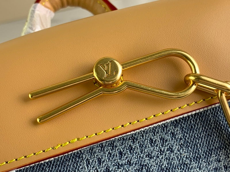 Anum Bags ln Luxury Bag --58510
