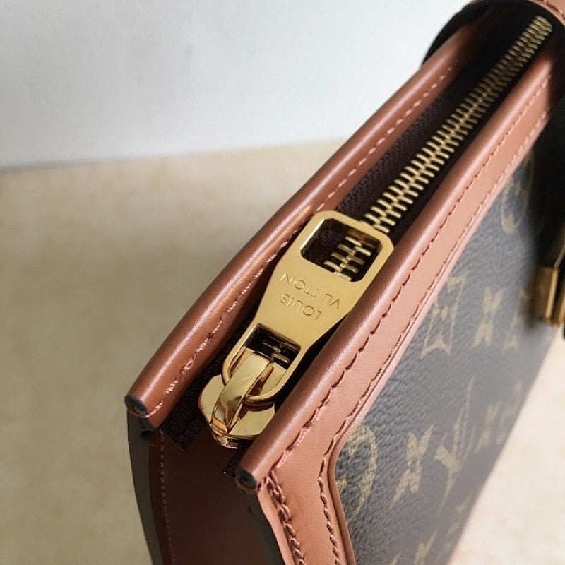 Anum Bags ln Luxury Bag --58871