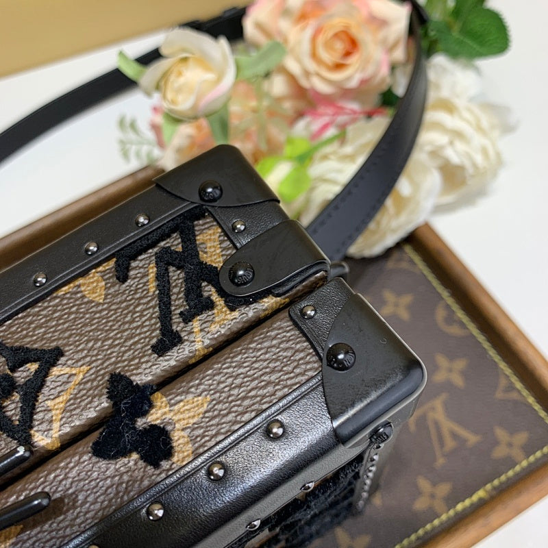Anum Bags ln Luxury Bag --59702