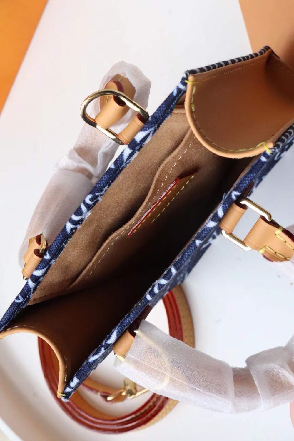 Anum Bags ln Luxury Bag --59526